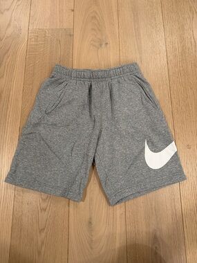 Nike Men’s Grey Logo Fleece Shorts Size XS